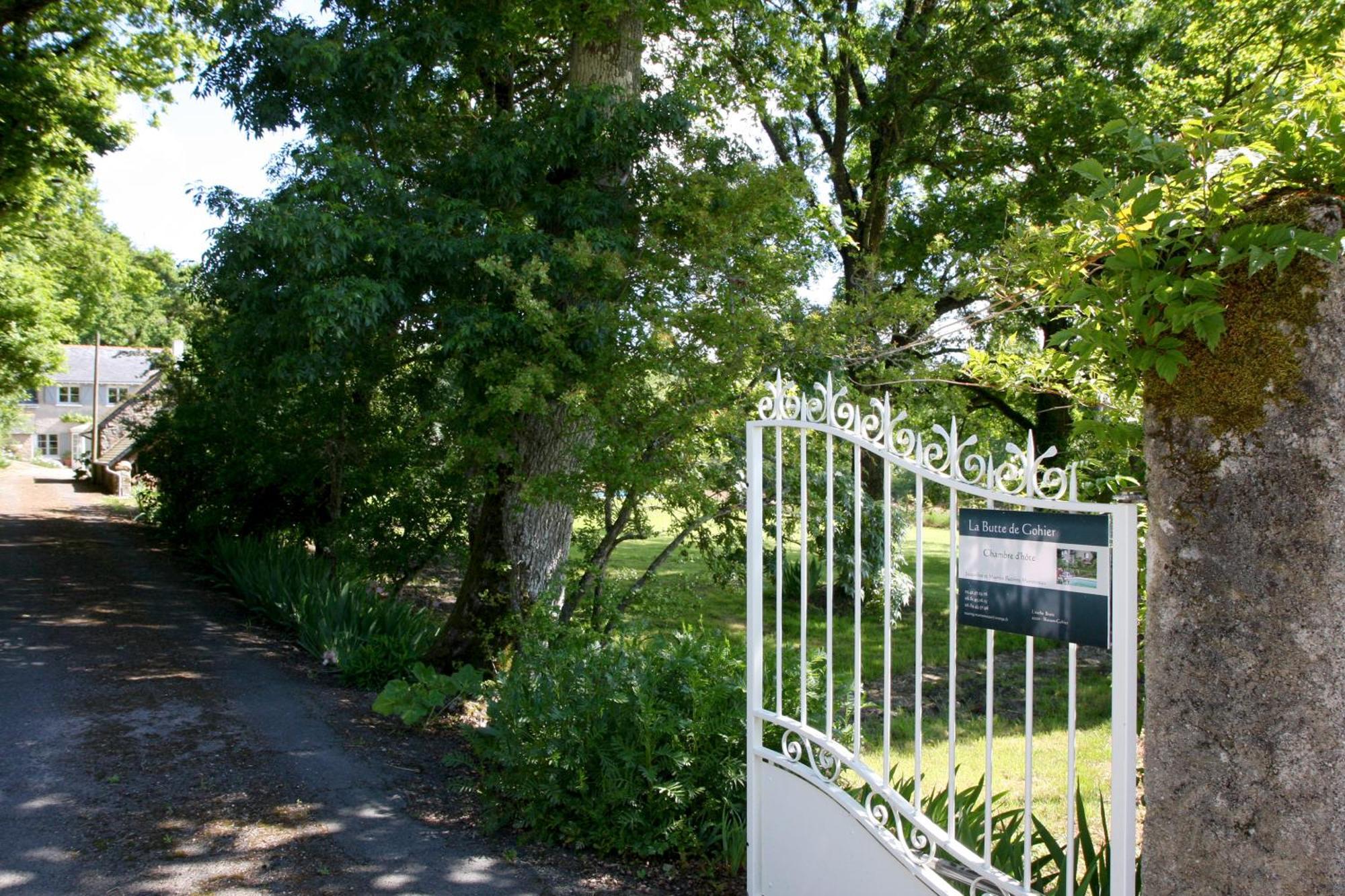 La Butte De Gohier Bed & Breakfast Blaison Exterior photo